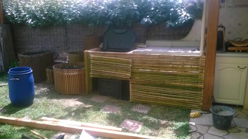 couleur nature piscine jardinieres bambou osier