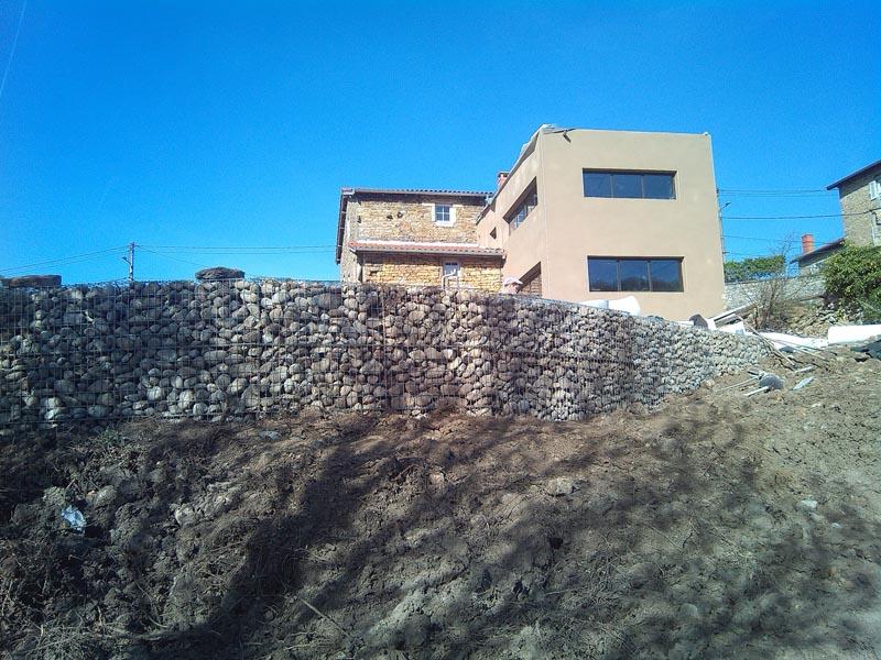 couleur nature piscine construction gabions