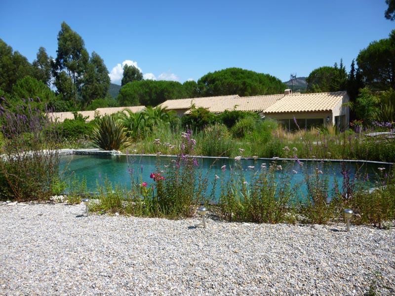 couleur nature piscine naturelle grimaud var 83 2