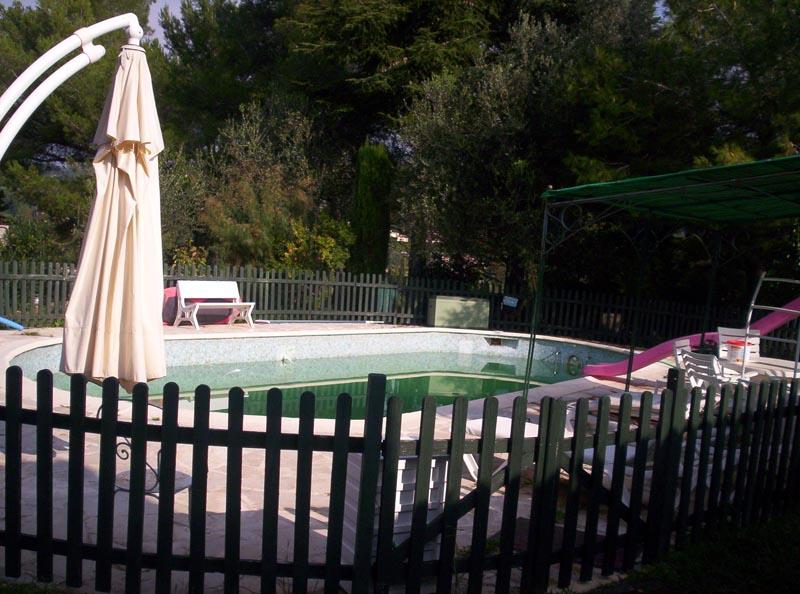 Piscine avant les travaux de rénovation