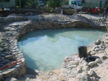 Une piscine naturelle en Corse